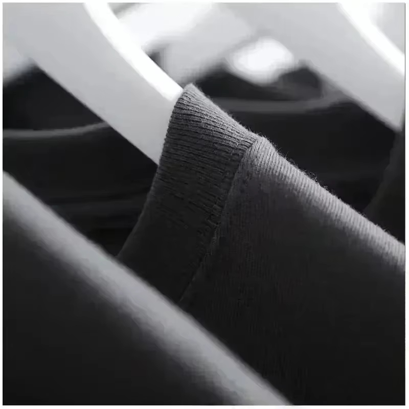 T-shirt in cotone con stampa g - Streetwear Brand Video recensione e prezzo