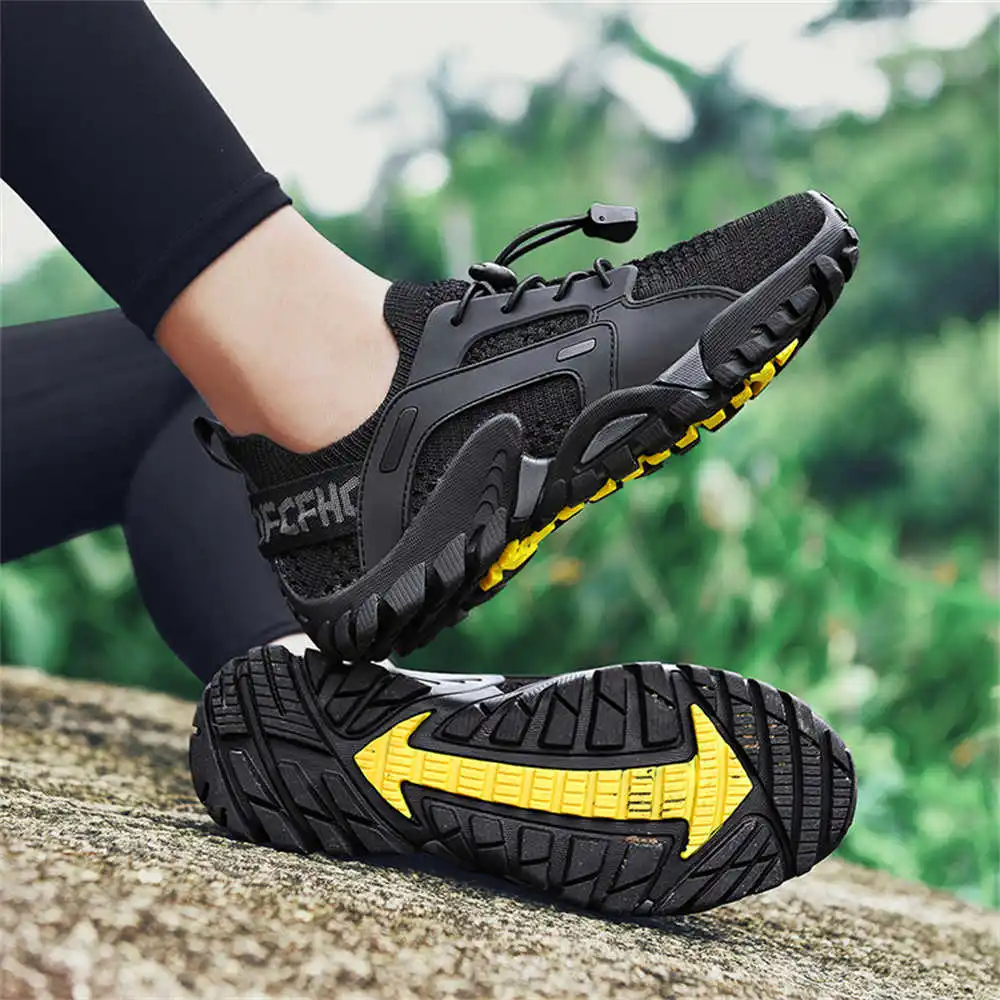 40-44 taglia 46 stivali da tre - Streetwear Brand In Vietnam recensione e prezzo