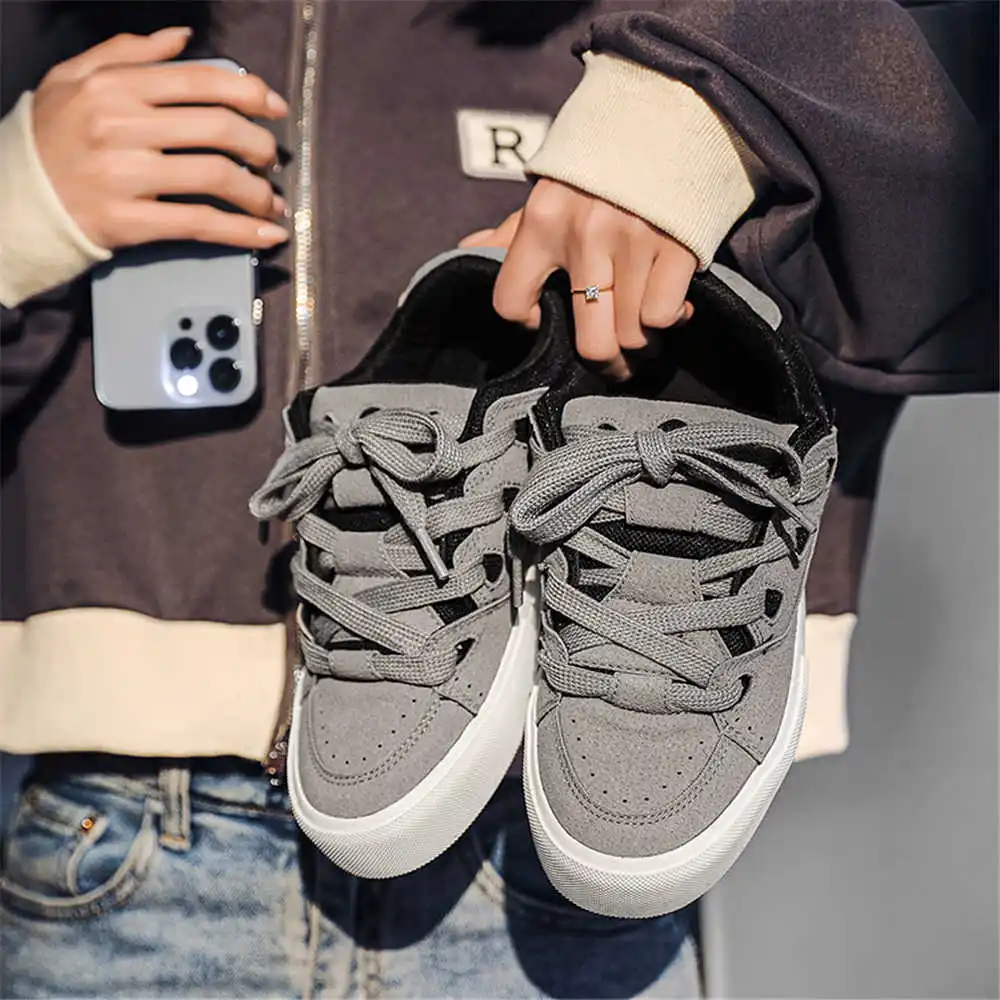 Con allacciatura Scarpe da scu - Streetwear Brand In Vietnam recensione e prezzo